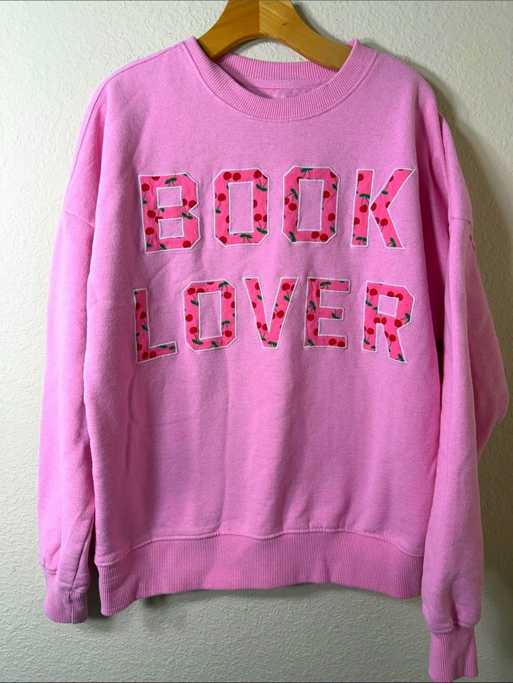 Recycled Threads Pink Crewneck Sweatshirt Book Lover Varsity Chenille Patch XS